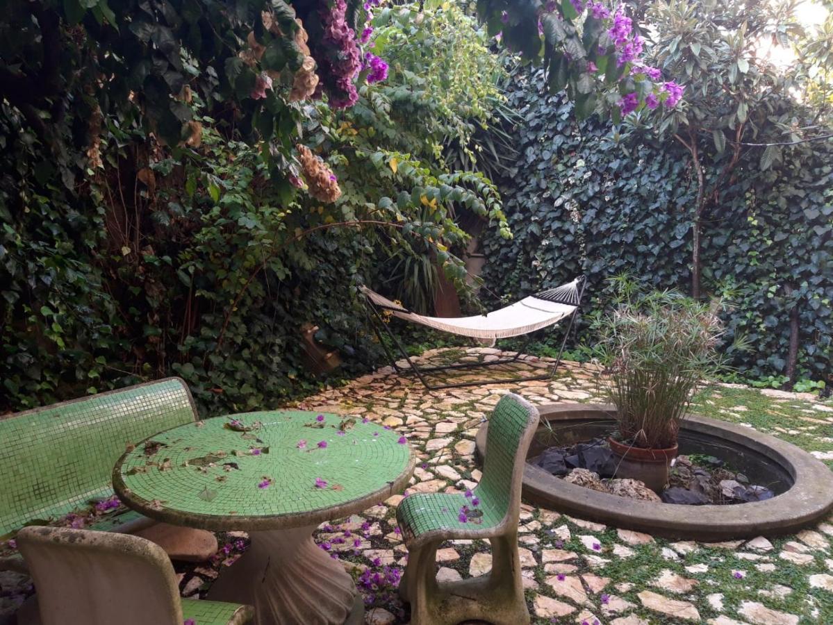 Vatican Fairytale Garden Рим Екстериор снимка