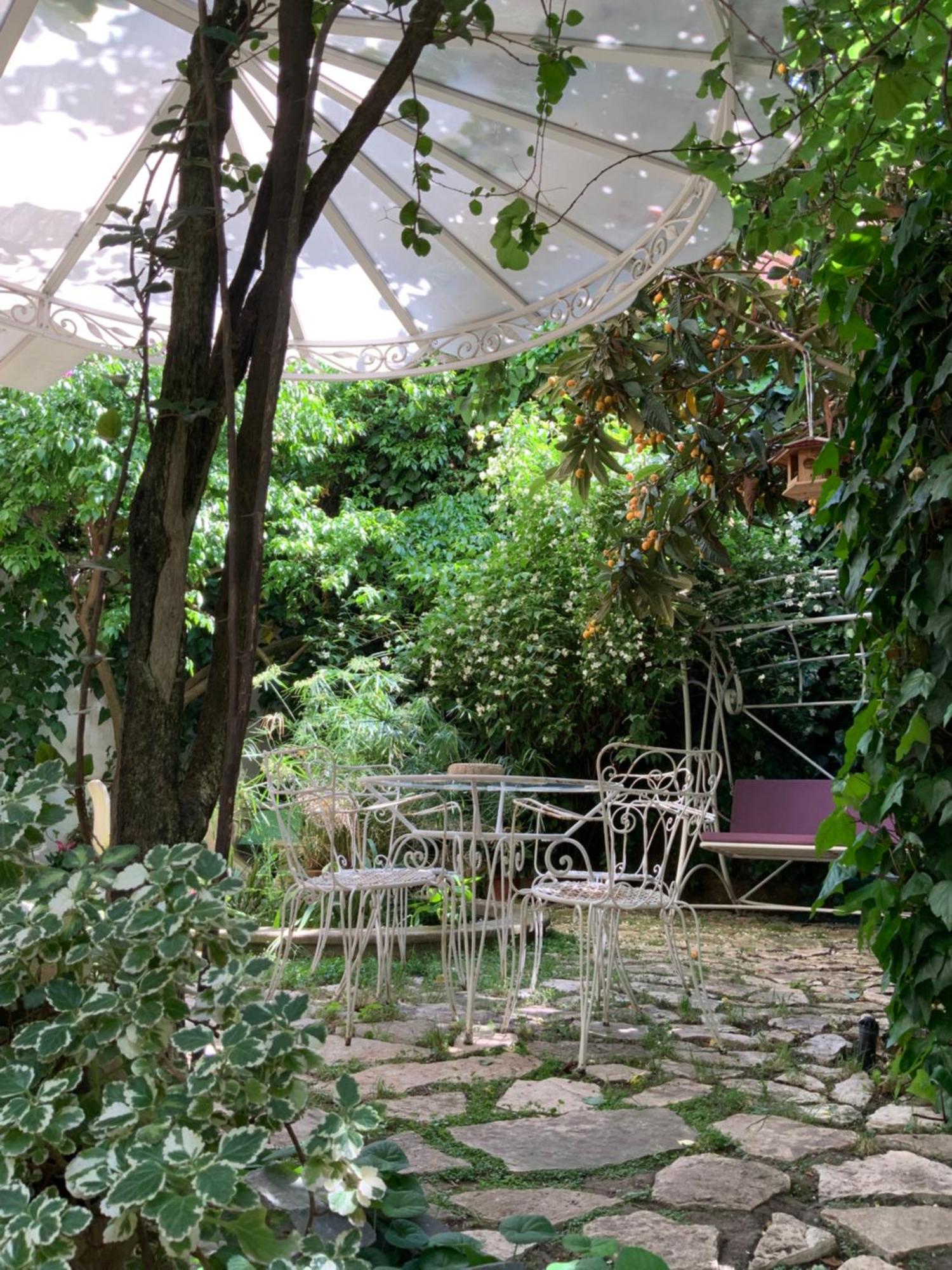 Vatican Fairytale Garden Рим Екстериор снимка